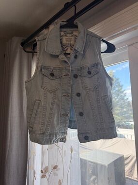 Hollister Light Wash Denim Vest - Light Blue